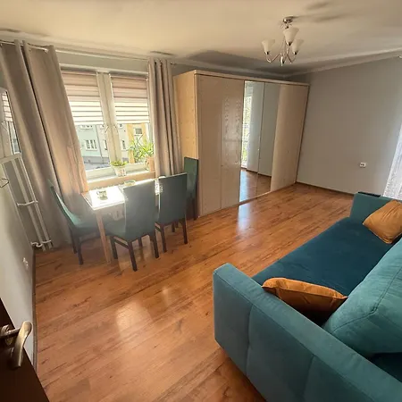 Przy Dworcu * 코잘린